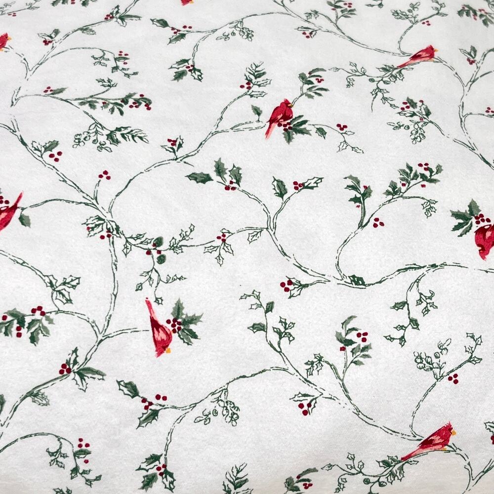 Charter Club Queen Size Fitted Sheet 100% Cotton Holly and Cardinal - Picture 2 of 5